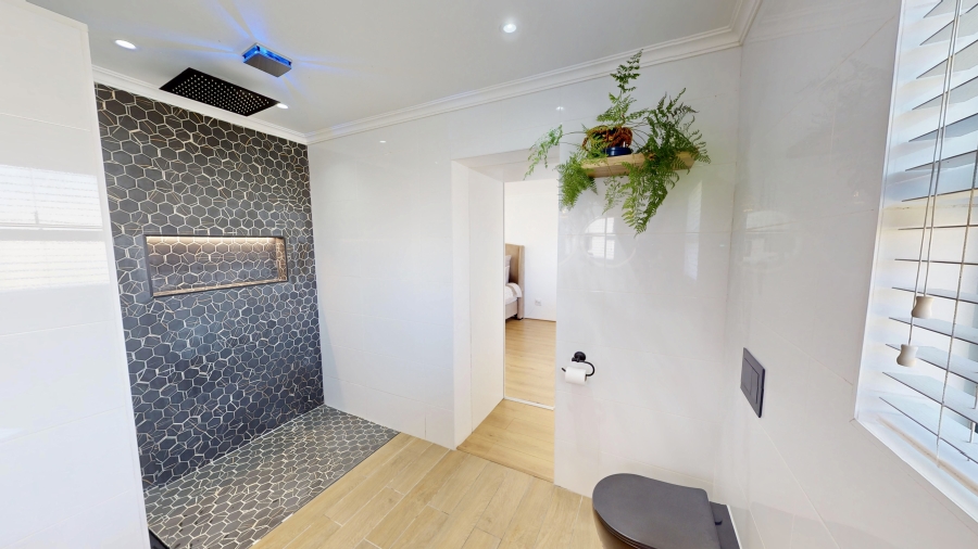 4 Bedroom Property for Sale in Rondevlei Park Western Cape